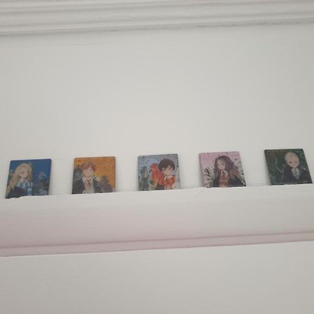 Harry Potter Theme Double Room In Shared House Watford  Exterior photo
