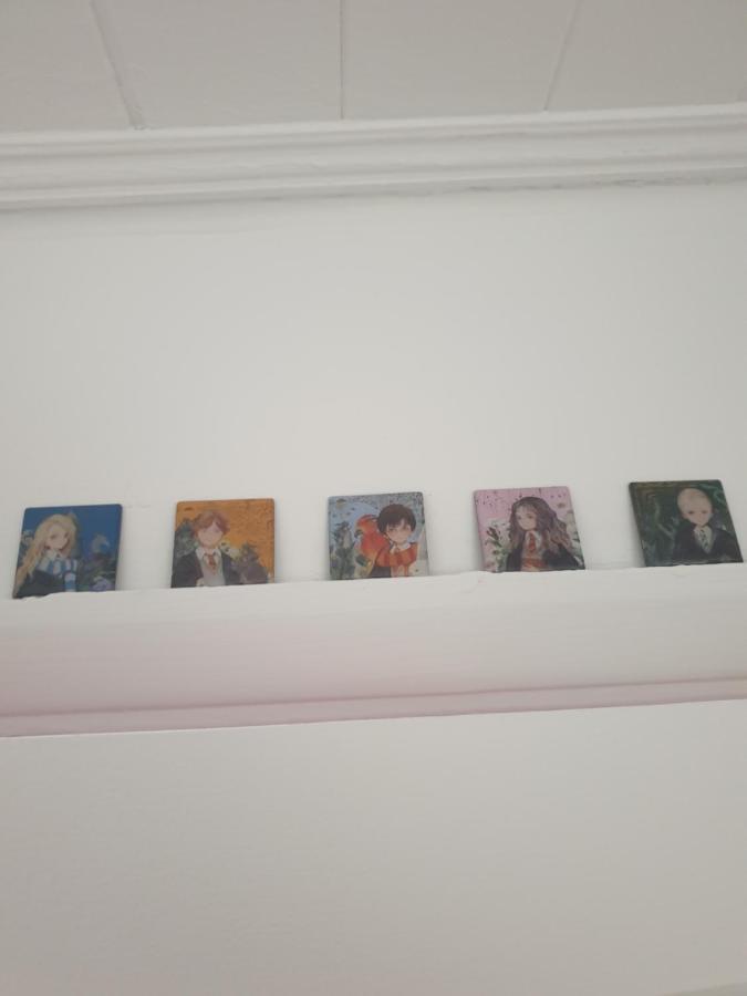 Harry Potter Theme Double Room In Shared House Watford  Exterior photo