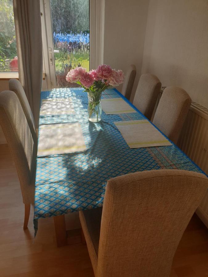Harry Potter Theme Double Room In Shared House Watford  Exterior photo